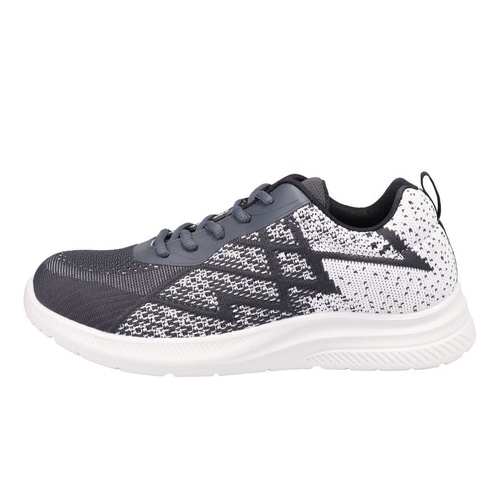 プロテクティブ スニーカー