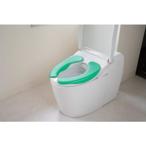 オカ 拭けるらくらく便座クッション グリーン