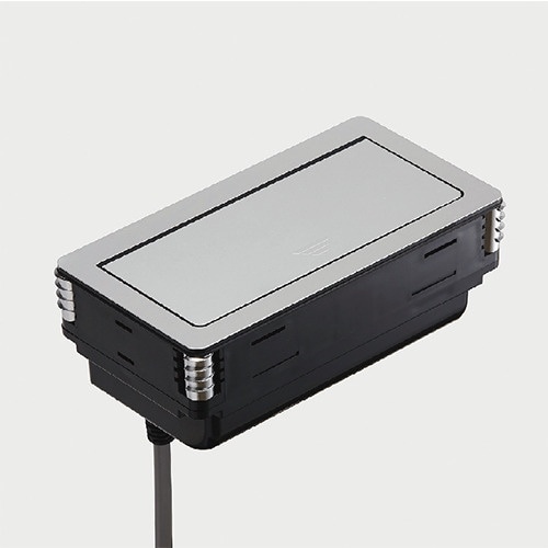 プラパート フラットプッシュコンセント シルバー