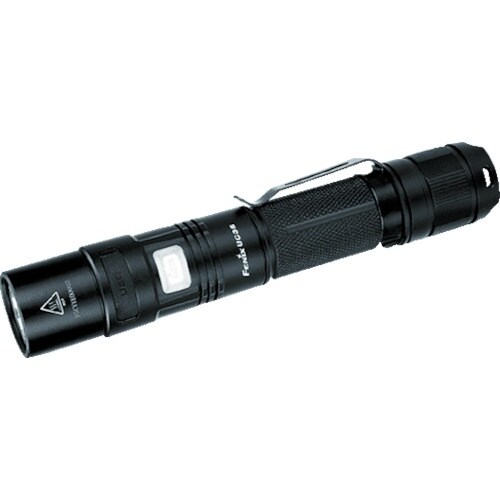 FENIX 充電式LEDライト UC35