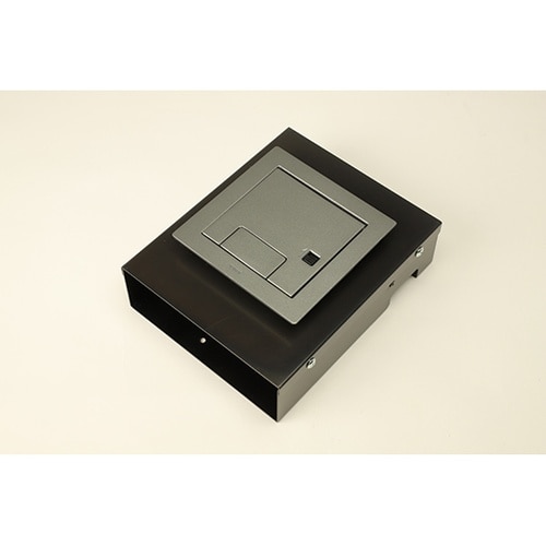 CEC70000 コンセント