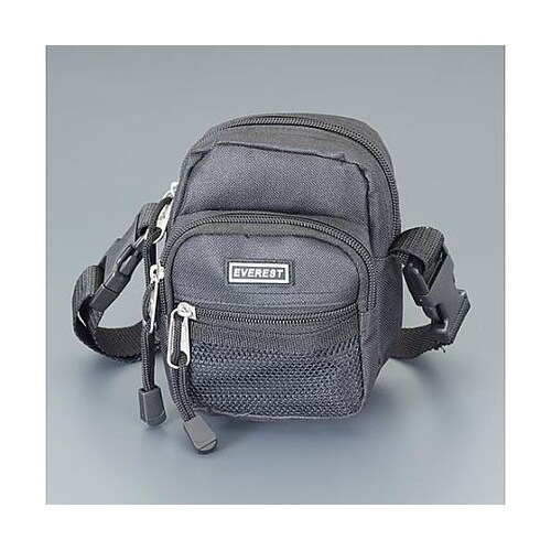 89x38x153mm カメラポーチ(黒