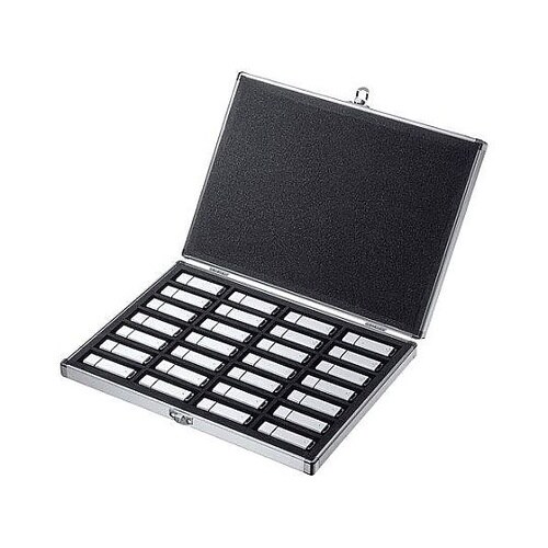 319x230x37mm USBメモリケ