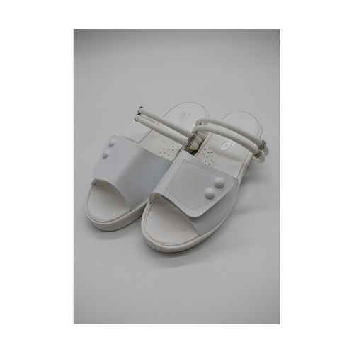 2WAY面ファスナーサンダル ホワイト