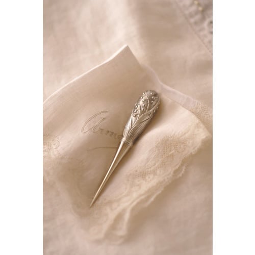 CLOVER すずらん目打