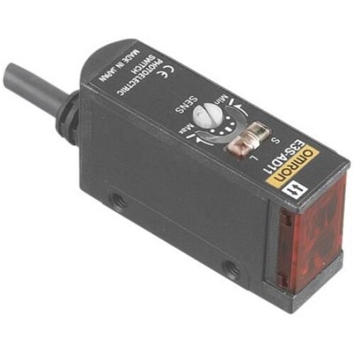 OMRON 中型アンプ内蔵光電センサ 検出距離 2