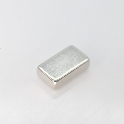 MAGNA ネオジム磁石 角型 6.8×4×2