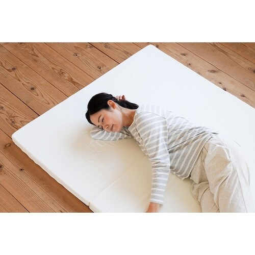 萩原 3つ折り5cmマットレス ダブル 140X1