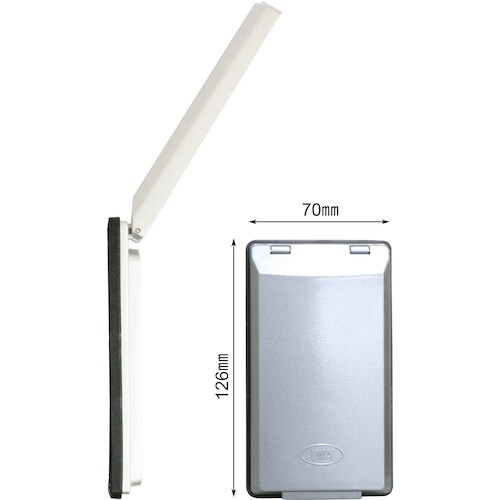 IWA 車両艤装部品 コンセント用 防滴保護カバー