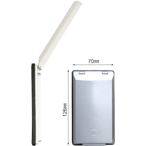 IWA 車両艤装部品 コンセント用 防滴保護カバー