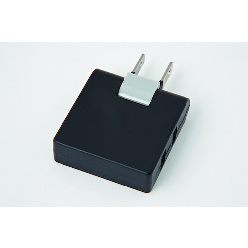 YAZAWA 耐トラ付コーナータップミニ2個口黒