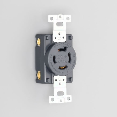 4240−L16 E3P 埋込コンセント