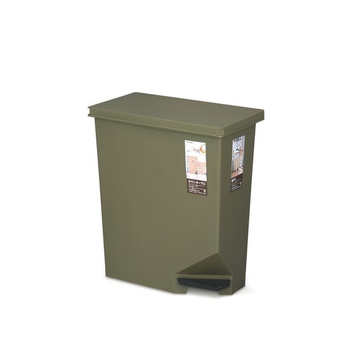 棚下カウンターにも置けるペダルペール35 グリーン