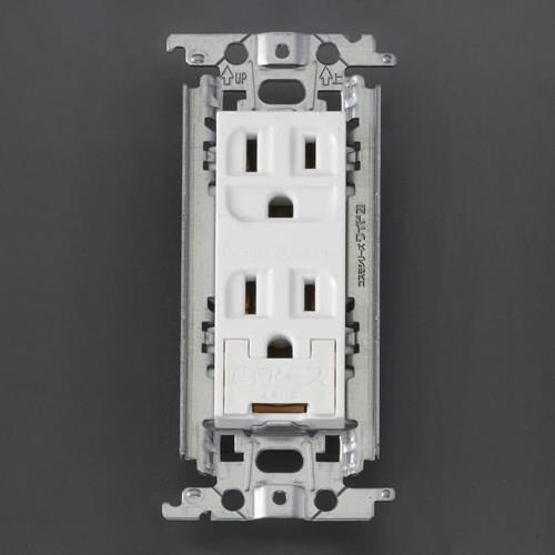 EA940CD−463 125V/15A 埋込コン