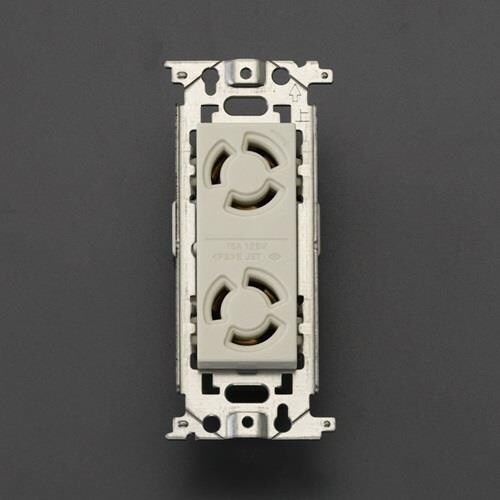 EA940CE−127 125V/15A 埋込コン