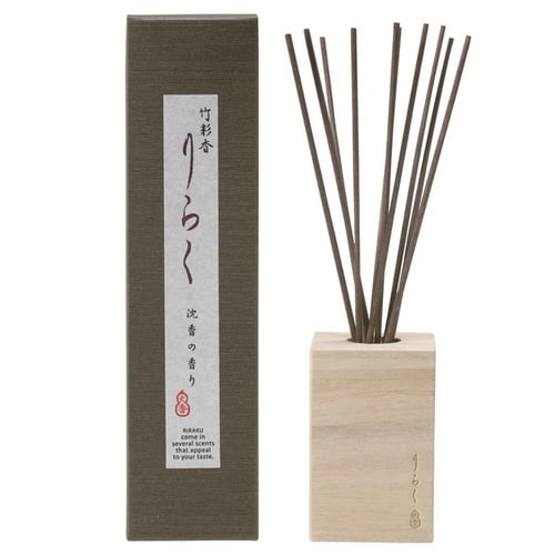 リードディフューザー 竹彩香 りらく 沈香