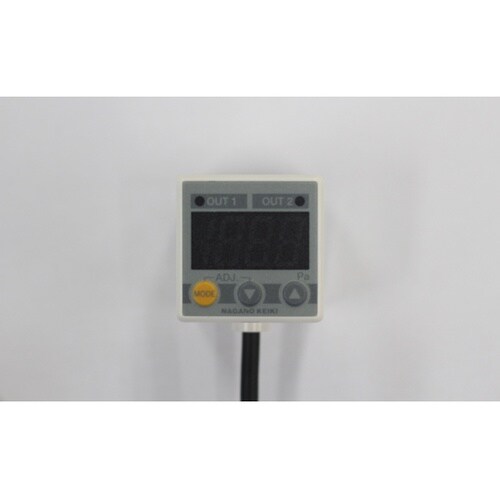 小形デジタル微差圧計 アナログ出力1ー5