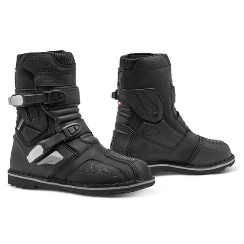 バイク用アドベンチャーブーツ TERRA EVO