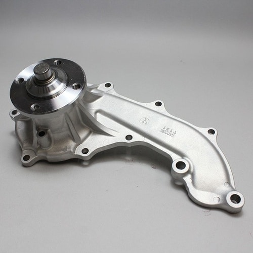 ウォーターポンプ ハイエース 95ー