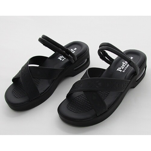 16132 ハートクロス紐サンダル 黒M