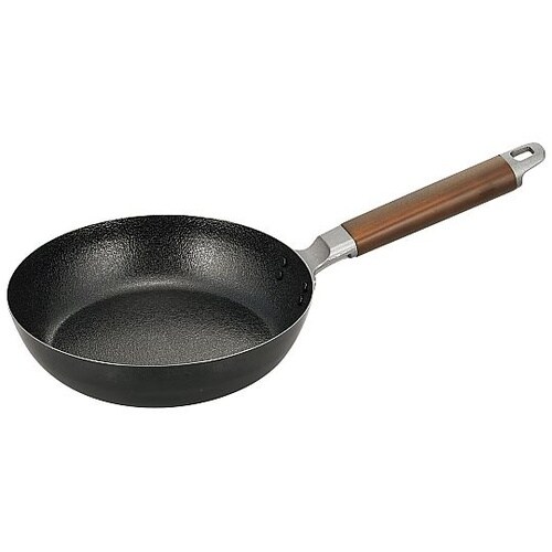 窒化加工フライパン 22cm 35712