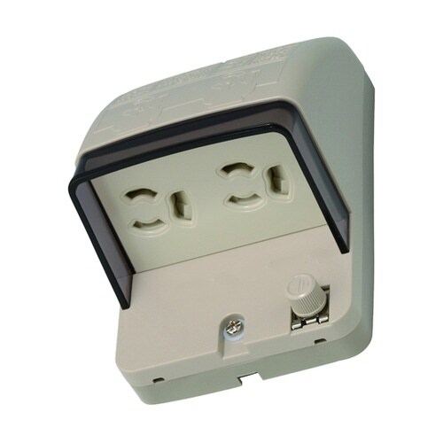 JW−B−9G9GE 防雨入線コンセント