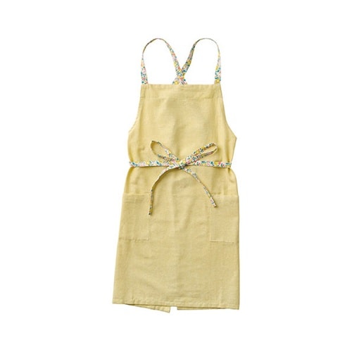 エプロン 着脱のしやすい前結び&バックク