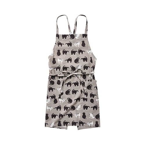 エプロン 着脱のしやすい前結び&バックク