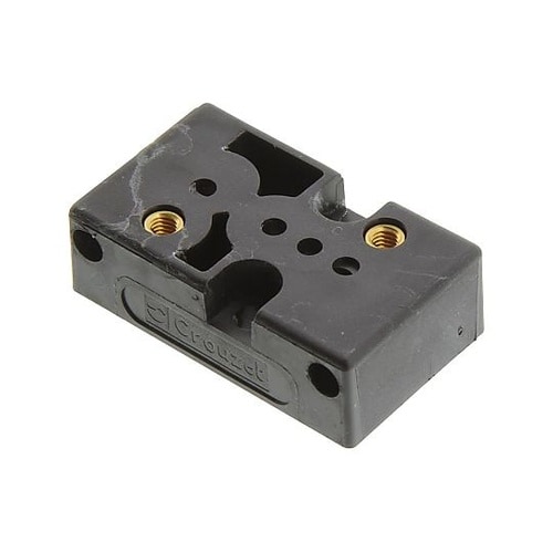 PNEUMATIC SUB−BASE 8