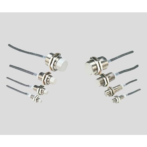 近接センサーE2E−X5E1 2M