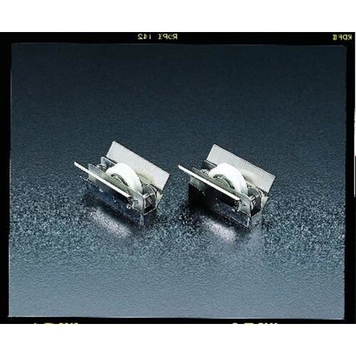 戸車(サッシ用・ジュラコン車枠/2個)14−22