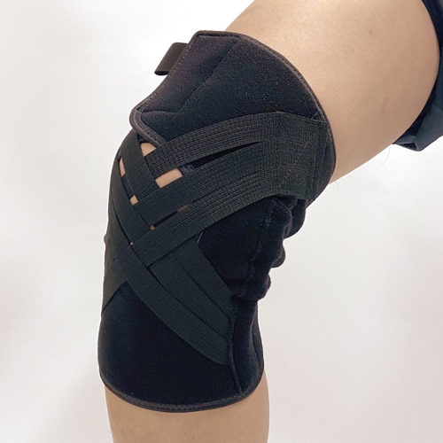 ぐっと締めて抑える膝サポーター ブラック M