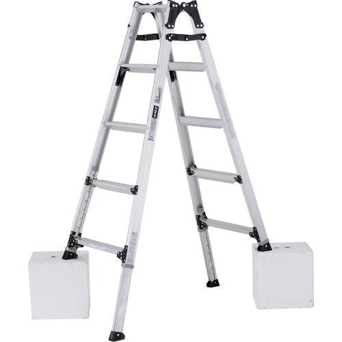 伸縮脚立(ステップ幅広)150cm