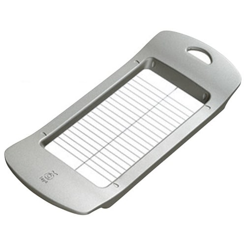 ワイヤーでスーッと切れるバターカッター