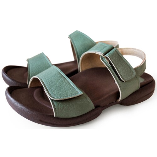 バックベルト付グミサンダル ライトブルー