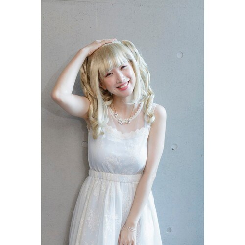 パーティーウィッグ カールツインテールネオゴールド