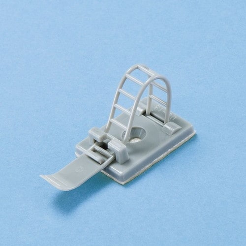 ケーブルクランプ