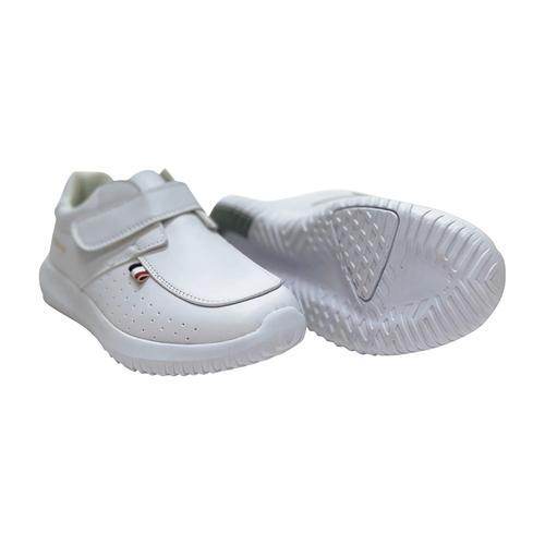 ルコック スポルティフナースシューズ