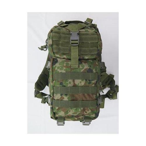 7184 アサルトバッグM−2 迷彩