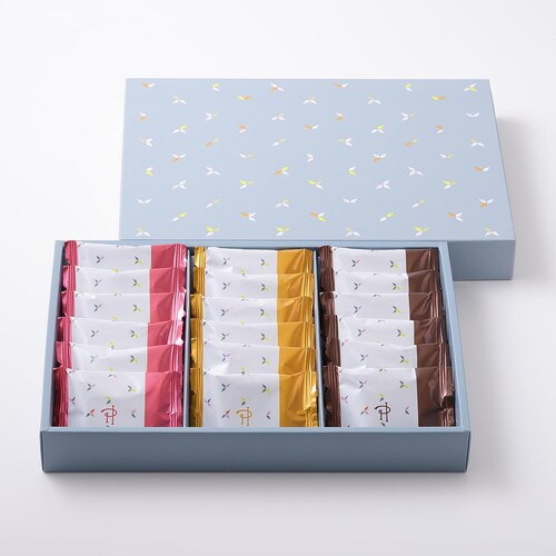 ピエール・エルメ・パリ 18枚詰合わせ