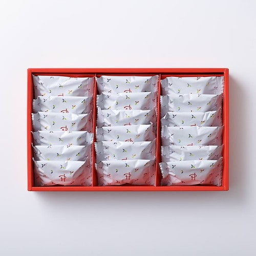 ピエール・エルメ・パリ イスパハン18個詰合わせ