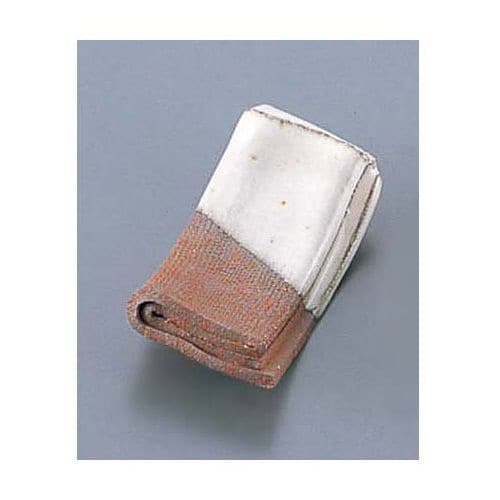 白釉焼〆箸置 T06−22