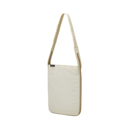 マチがひろがるPCトート「ジプト」 ベージュ