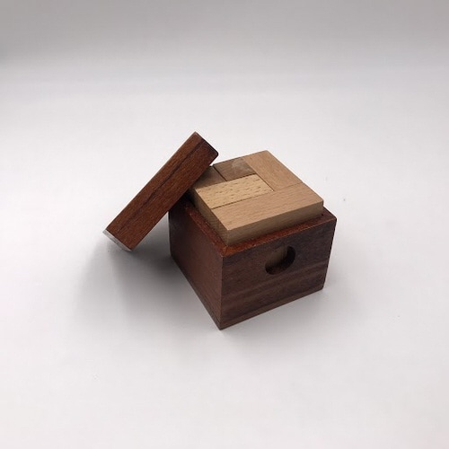 KUMUZ 木製立体パズル セプテム