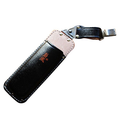 翁流 首を傾げる剪定鋸サック カン付