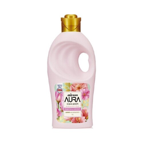 柔軟剤AURAウィルユーマリーミー本体1L×8