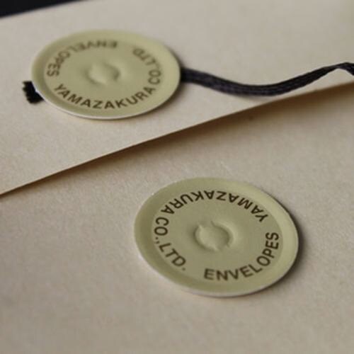 いろタック 玉紐シール 狐(ベージュ) 100組