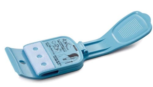 しっぷ貼り一人でペッタンコ ミニ 化粧箱 ブルー