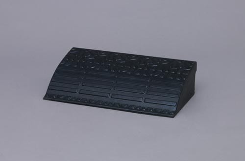 ゴム段差プレート ブラック