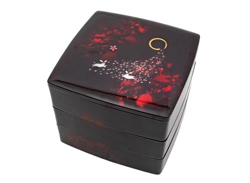 三段重 べっ甲桜うさぎ